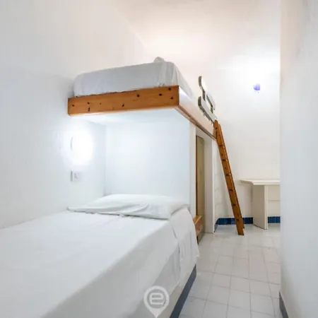 Сasa de vacaciones Waterside Oasis House